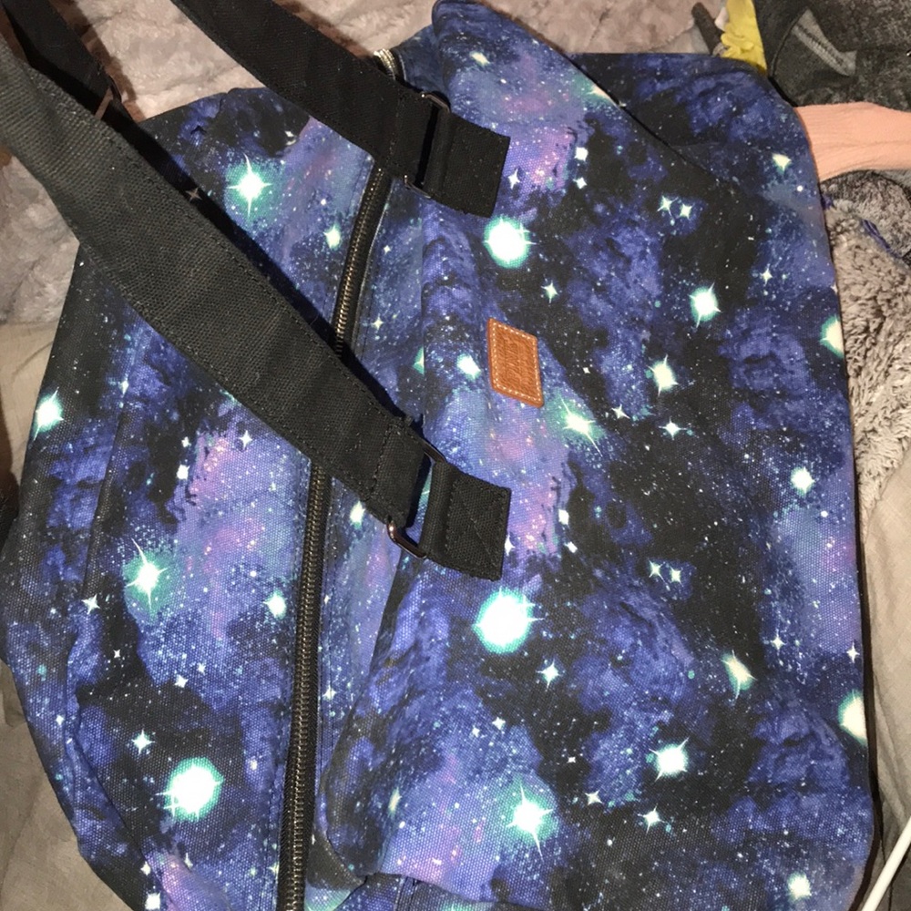 Victoria secret pink ( blue galaxy duffel bag )